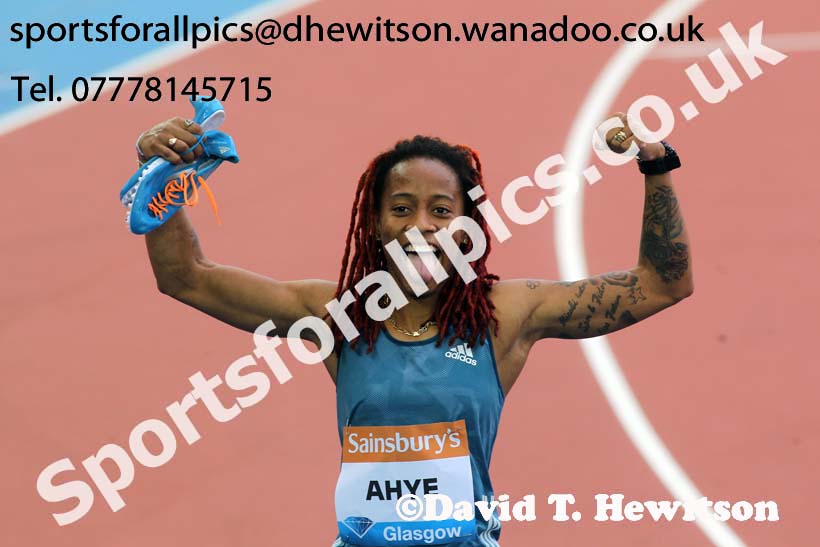 Michelle-Lee Ahya wins the 100 metres  at the Glasgow Diamond League. Photo: David T. Hewitson/Sports for All Pics